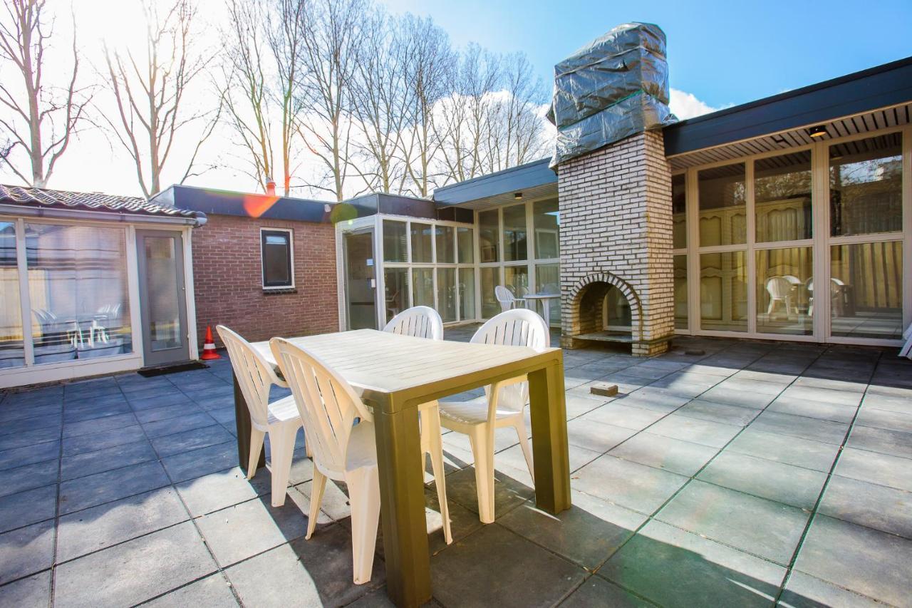 Bungalow met privé zwembad en sauna Villa Meppel Exterior foto